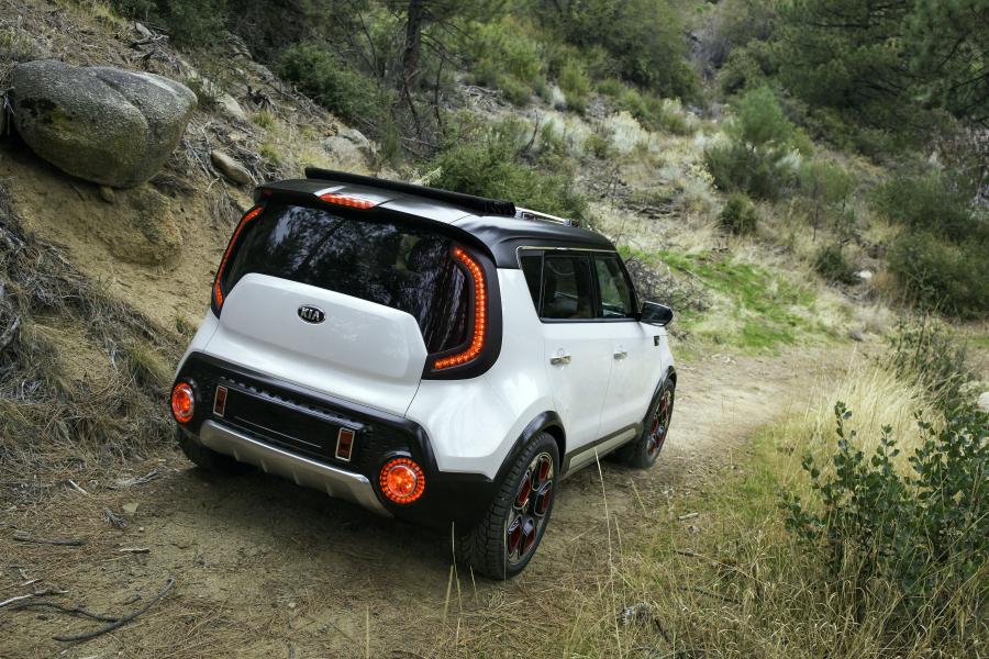  Kia Trailster e-AWD Concept 2015 года  (фото 2 из 25)